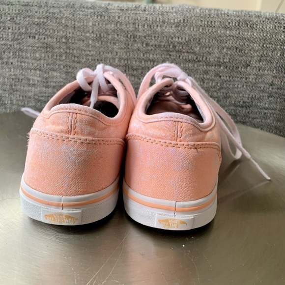 VANS Canvas Lace Up Sneakers skate Shoes hipster Women’s 7 pastel peach coral - Picture 7 of 8